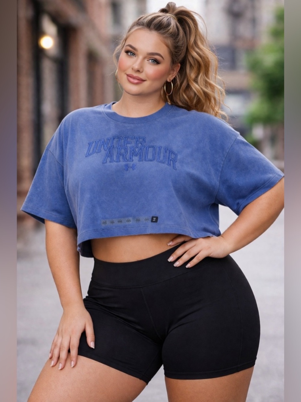 Under Armour Blue Cropped T-Shirt Women’s Large Athletic Graphic Logo - Picture 11 of 12